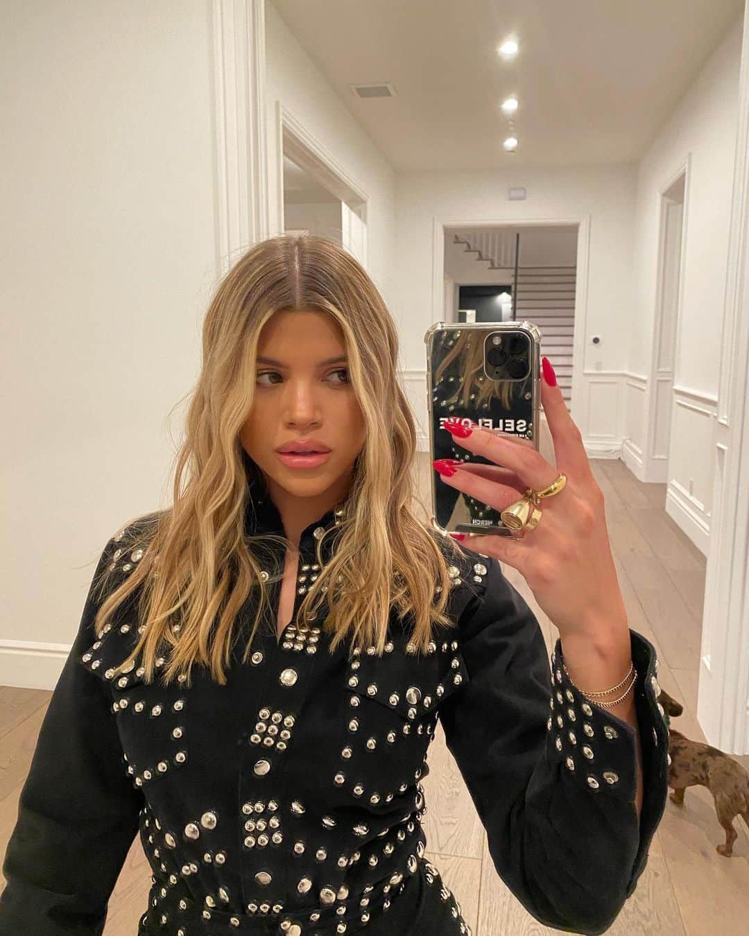 ソフィア・リッチーのインスタグラム：「All the moods」