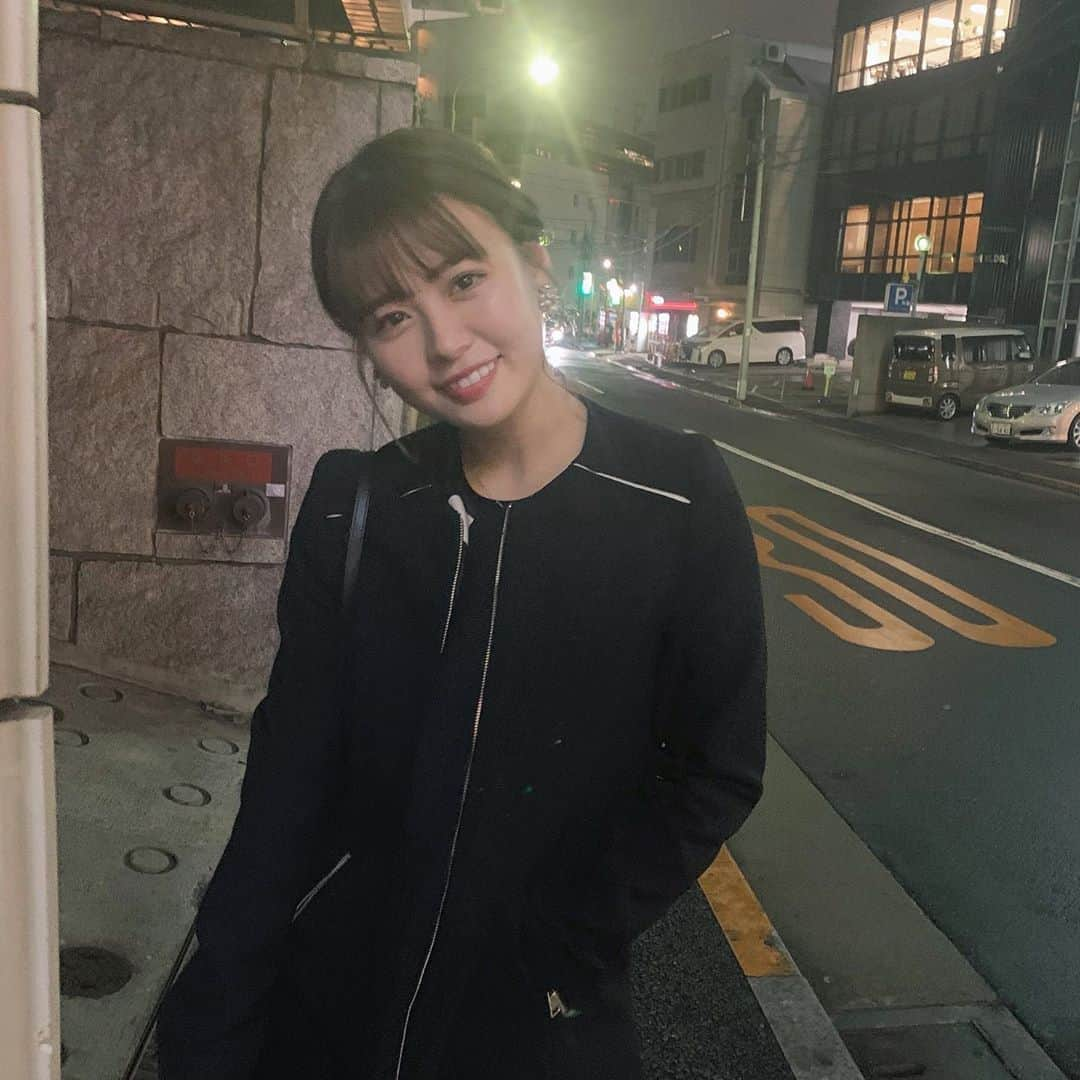 井口綾子さんのインスタグラム写真 - (井口綾子Instagram)「今日雨だしさむいですねー！ 夜はR-1だっ！！！楽しみだなあ〜🥳💖」3月8日 17時16分 - ayako_inokuchi