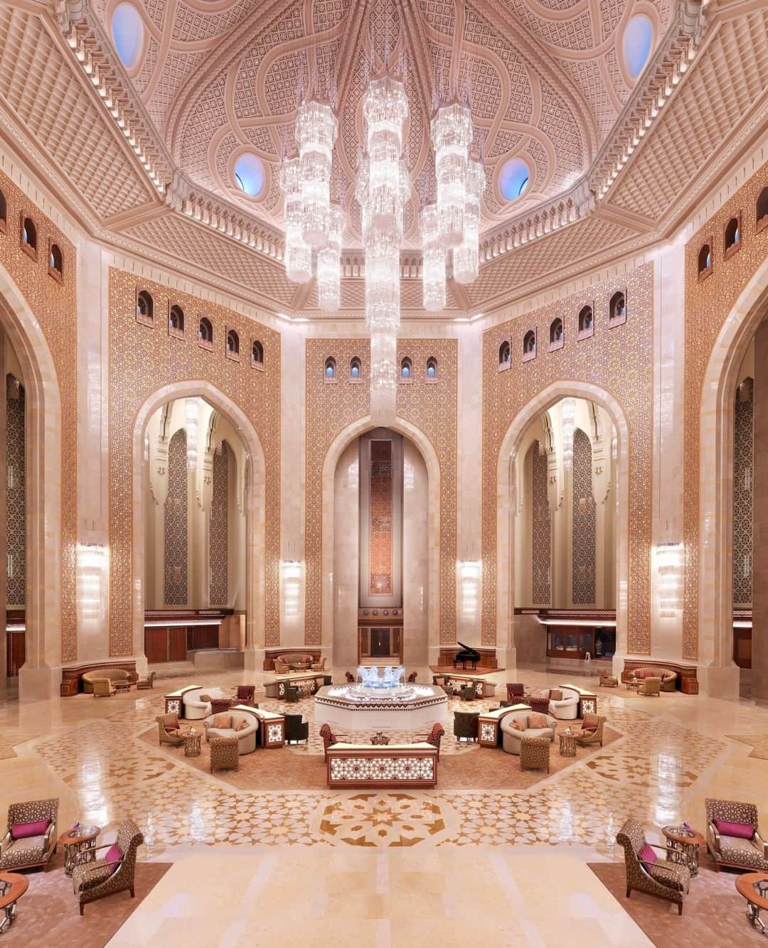 リッツ・カールトンさんのインスタグラム写真 - (リッツ・カールトンInstagram)「The best way to spend a Sunday — surrounded by splendor at Al Bustan Palace, a Ritz-Carlton Hotel. ⁣⁠ ⁣⁠ #Oman #Muscat #Elegance #Design #InteriorDesign #Architecture #Palace #LuxuryDesign #Sophisticated #LuxuryHotel #Travel #Travelgram #InstaTravel #TravelDiaries」3月9日 3時01分 - ritzcarlton