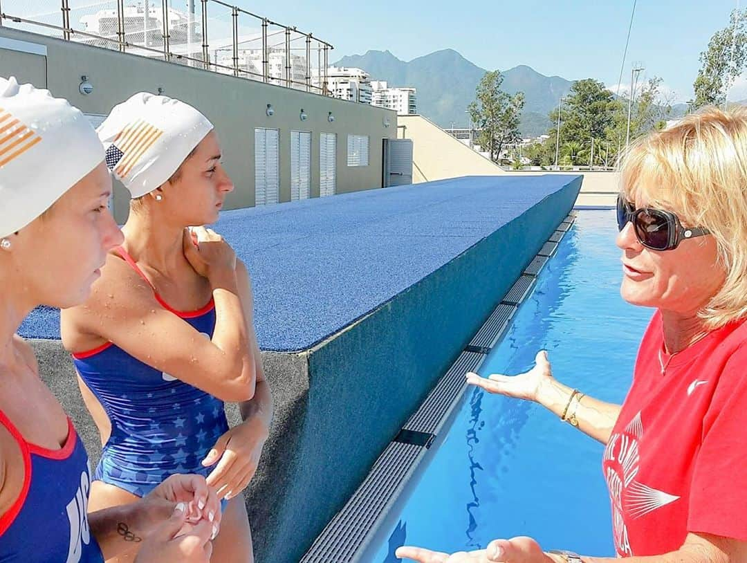 マリヤ・コロレバさんのインスタグラム写真 - (マリヤ・コロレバInstagram)「I couldn’t think a big inspirational quote this year for International Women’s Day 😬 so I thought I would share a few photos from two of my favorite teams - the 2011 and 2015 Pan American Games squads and of course my two Olympic duet partners and coaches 👯‍♀️ ⋆ I went through some of the most important times of my life with these teammates and coaches - some of the hardest, happiest and most rewarding moments of my synchro career ❤️ Every single one of them has taught me something and has influenced my life in one way or another, and I am incredibly grateful for that. ⋆ Hug the women in your life a little tighter and tell them how much they mean to you, today and every day! 👸🏼 And ladies, happy #InternationalWomensDay to us!」3月9日 3時03分 - mkoroleva