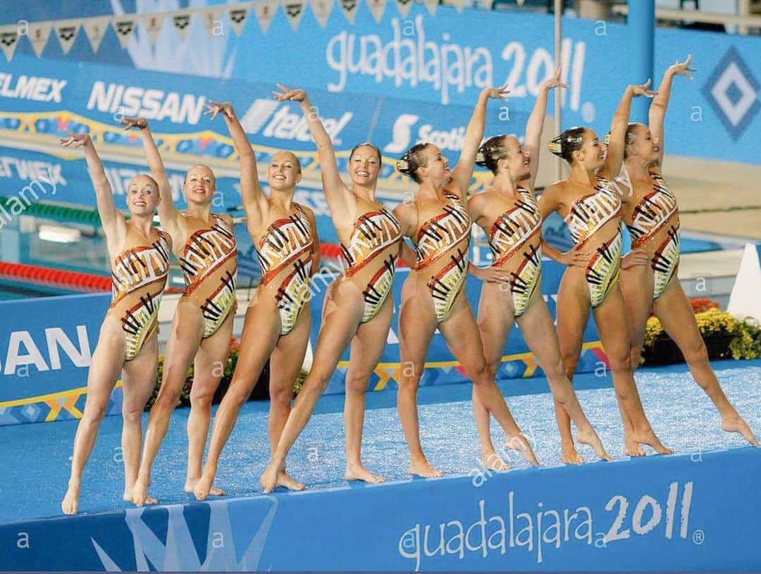 マリヤ・コロレバのインスタグラム：「I couldn’t think a big inspirational quote this year for International Women’s Day 😬 so I thought I would share a few photos from two of my favorite teams - the 2011 and 2015 Pan American Games squads and of course my two Olympic duet partners and coaches 👯‍♀️ ⋆ I went through some of the most important times of my life with these teammates and coaches - some of the hardest, happiest and most rewarding moments of my synchro career ❤️ Every single one of them has taught me something and has influenced my life in one way or another, and I am incredibly grateful for that. ⋆ Hug the women in your life a little tighter and tell them how much they mean to you, today and every day! 👸🏼 And ladies, happy #InternationalWomensDay to us!」