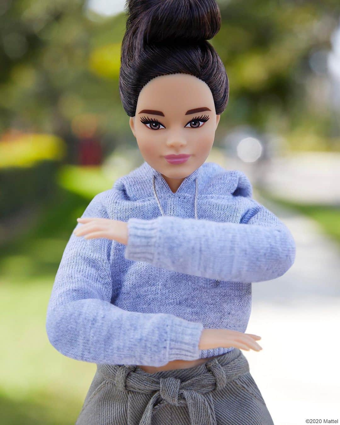 バービーさんのインスタグラム写真 - (バービーInstagram)「On this International Women’s Day, we are #EachforEqual because an equal world is an enabled world. Join us in showing your support for women’s equality! = #IWD2020 #youcanbeanything #barbie #barbiestyle⁠」3月9日 3時13分 - barbiestyle