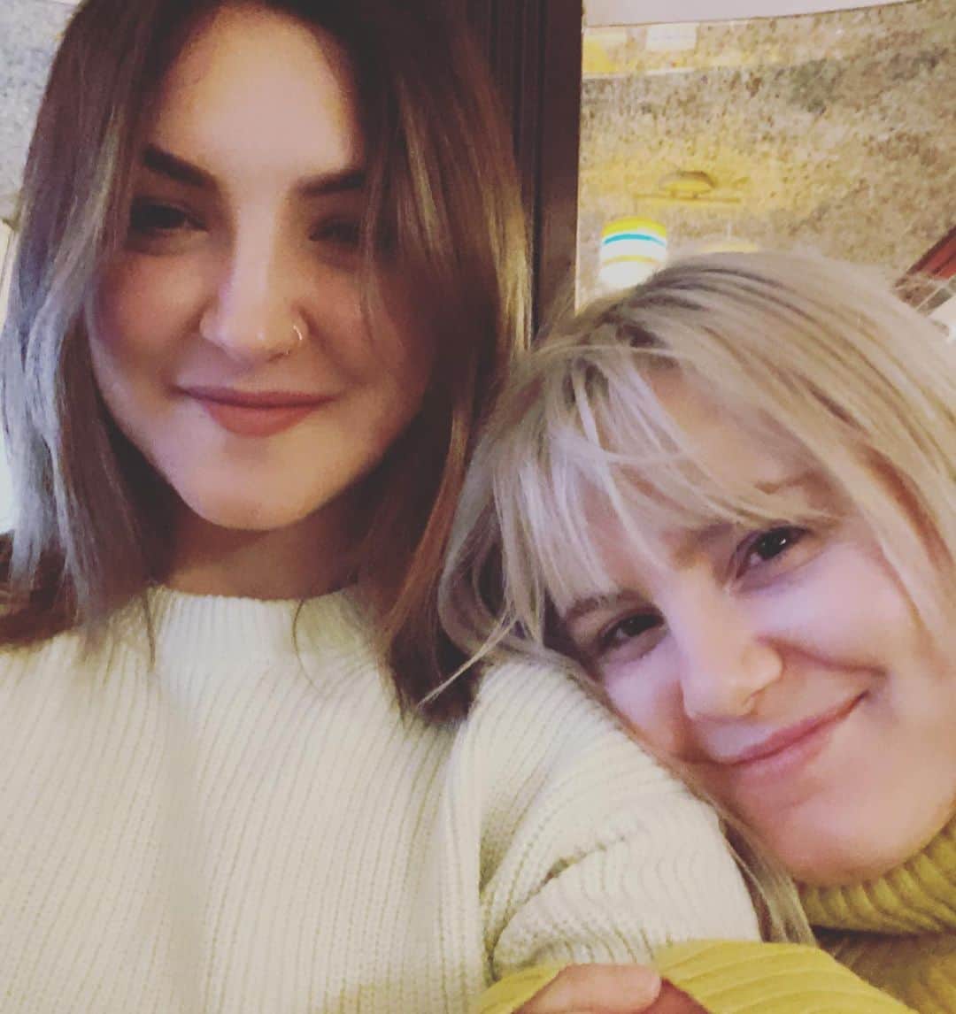 Julia Michaelsさんのインスタグラム写真 - (Julia MichaelsInstagram)「I love Paris pt 2 :)」3月9日 3時29分 - juliamichaels
