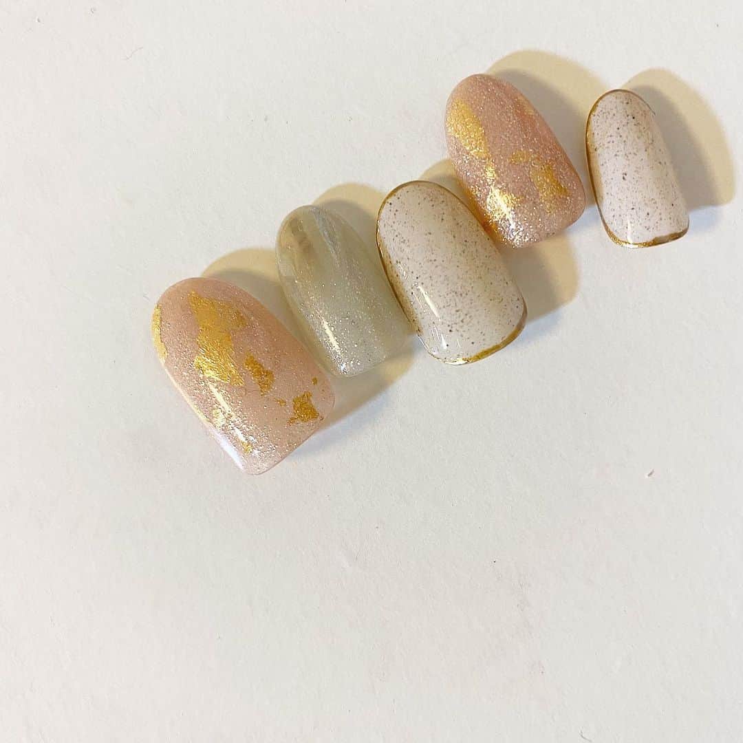 Kana Kobayashiさんのインスタグラム写真 - (Kana KobayashiInstagram)「#Anela #nails #fashion #ネイル #表参道プライベートサロン #青山ネイルサロン #春色 #シンプルネイル #ネイルアート #sand #新色」3月8日 19時25分 - anela_kana