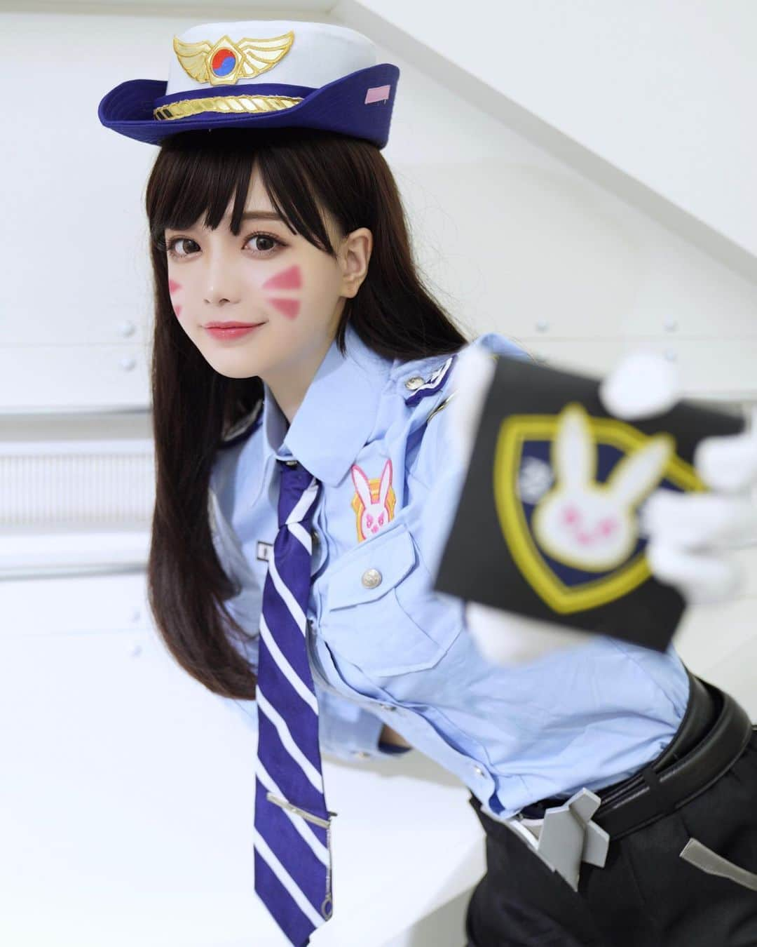 Chikako千佳子さんのインスタグラム写真 - (Chikako千佳子Instagram)「Catch you！👮🏻‍♀️🚨🚔 phx @oozawaryuka  #dvacosplay #dva #overwatch #overwatchcosplay #officerdva #officerdvacosplay #blizzard」3月8日 20時11分 - cindychikako