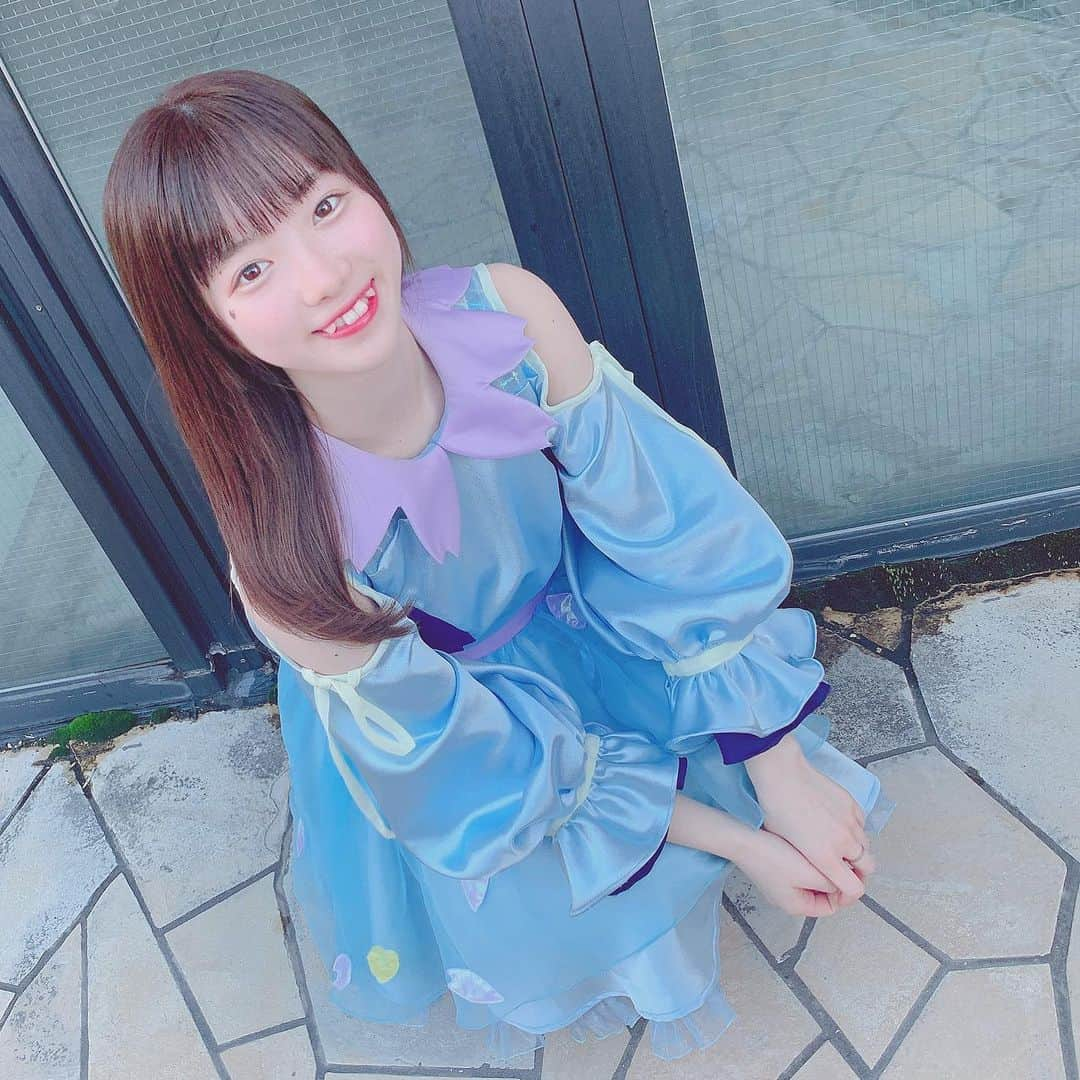 永瀬かこさんのインスタグラム写真 - (永瀬かこInstagram)「💭💭💭 ・ ・ 新衣装☁️ どう？？いい感じ？？ 上田学園さんの生徒さんに作って頂きました！ スカートのレースだったり 袖のクシュってなってる部分だったりお気に入りがいっぱい詰まった衣装‪\♡︎/ ・ 3月はライブ数少ないけどイベントはまた告知するね！！ 元気いっぱい頑張るぞ︎︎☺︎ ・ #アイドル #大阪#新衣装 #水色 #上田学園」3月8日 20時24分 - kako_nagase