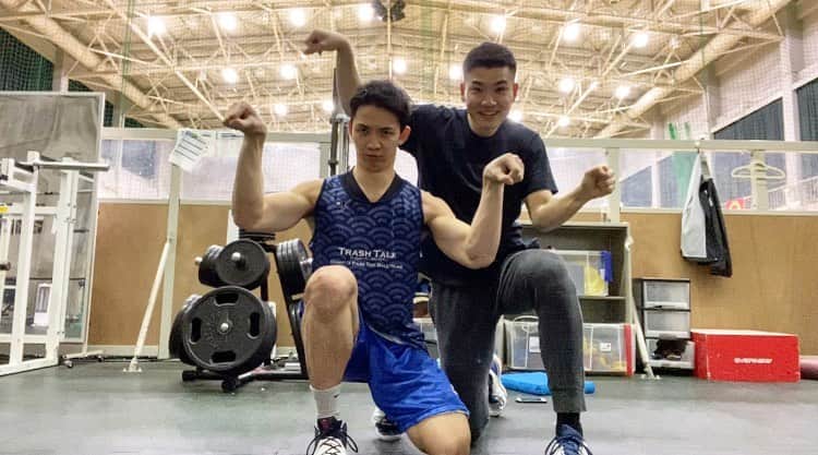 のインスタグラム：「. B leagueも試合が延期となりoffだったため一緒にトレーニング。💪🏼 . ネガティブなことを言うとキレる。 いつでも前向き。 彼はそんなやつ。⛹️‍♀️ . 今日もいい１日でしたとさ！🤤 . #ハンドボール#バスケットボール#off #休日 #休日トレーニング」