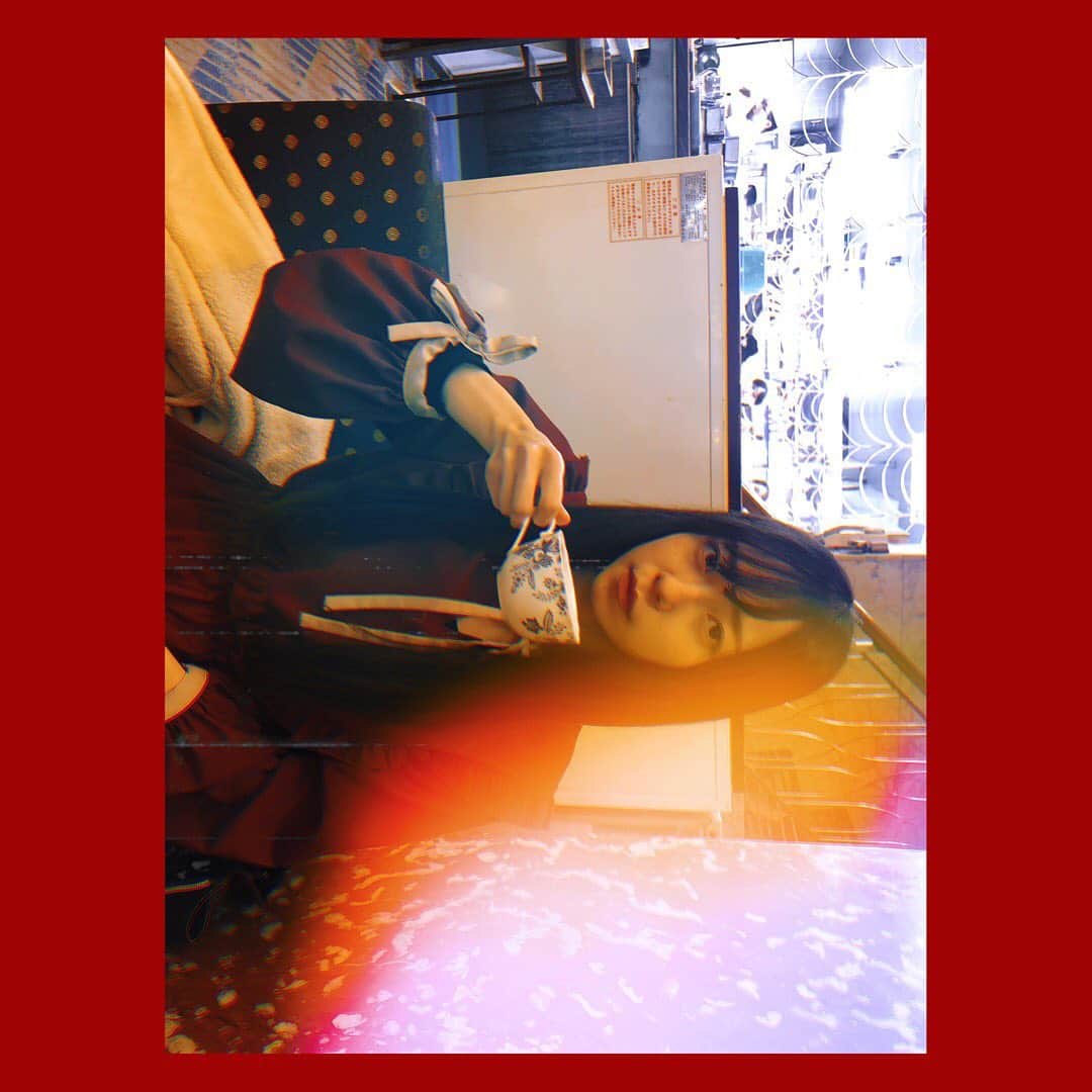 石塚朱莉さんのインスタグラム写真 - (石塚朱莉Instagram)「お仕事前、空き時間はず〜っとここにいる〜☕︎ #純喫茶アメリカン」3月8日 21時23分 - akari_ishizuka