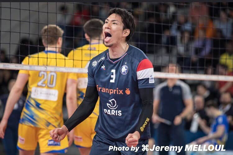 福澤達哉さんのインスタグラム写真 - (福澤達哉Instagram)「*** We still have a chance to go playoff. We never give up and we fight together until the end. Anyway..We will play French Cup Semifinals this weekend. Let’s go to get big title!! @parisvolley  #LNV #プレーオフ争い #大混戦 #フランスカップ #準決勝 #タイトル獲得のチャンス #こんなにも刺激的な日々を送れてる #アスリートとして幸せです #それにしても #いつもの顔 #いつものガッツポーズ #ガッツポーズ七変化 #西田有志　様 #ご指導お願いします #チャオ Photo by @mr_inconnux」3月8日 22時04分 - 1tatsu5