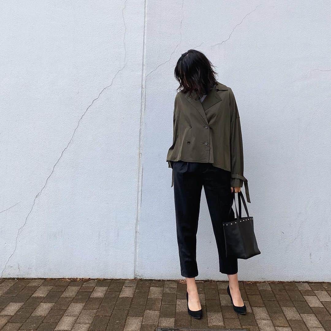 Mameのインスタグラム：「確定申告シーズンです📝 1年で1番忙しい時期ですが、1番好きな分野なので充実した日々を送っています✨」