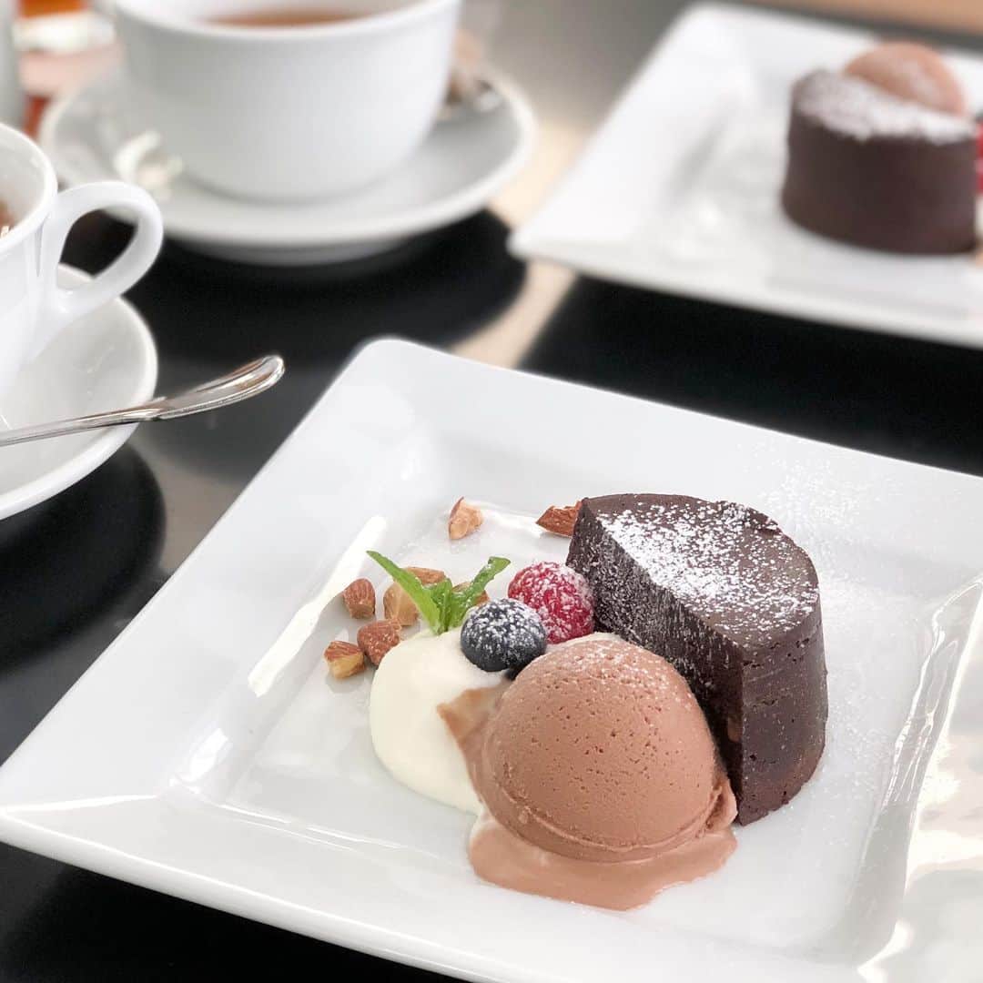 小泉里奈のグルメインスタ