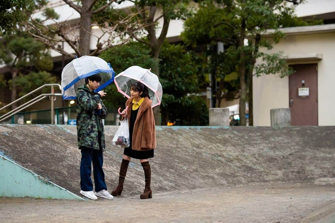 松川菜々花さんのインスタグラム写真 - (松川菜々花Instagram)「・ 第10話見て頂きありがとうございました！！ 翔大郎くん、雨の中買い出し一緒に行ってくれてありがとう😊 チョコ渡すの緊張しました！笑 沢山写真があるので沢山載せておきます✨ #月とオオカミちゃんには騙されない  #1番最後の写真笑っているんだけど顎が出てるよ #いとおかし」3月9日 0時07分 - matsukawa__nanaka