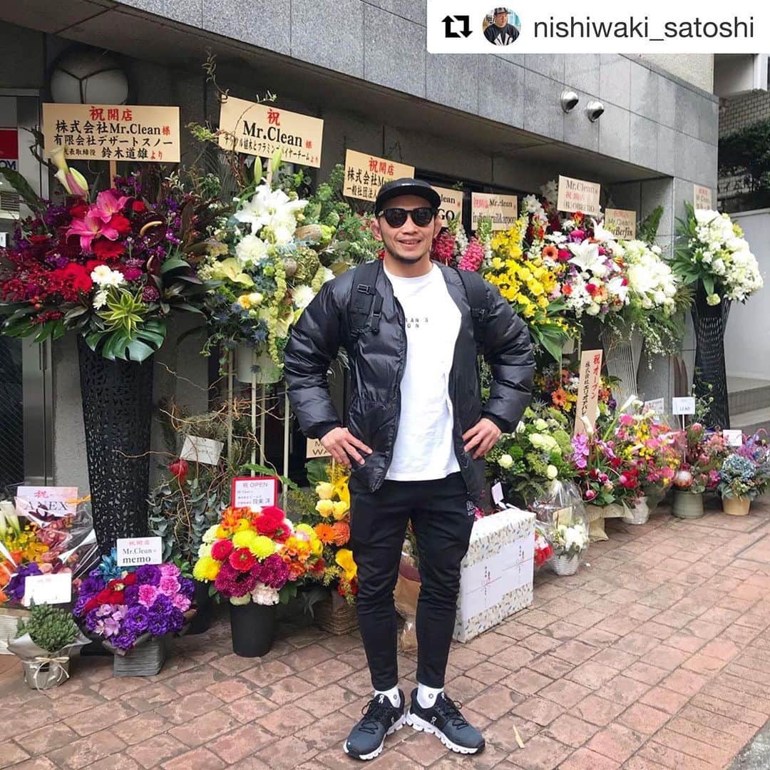 宇野薫のインスタグラム：「週末は古着の師匠 BEAMS GOLF 西脇さん @nishiwaki_satoshi  と 栗原さん @michihikokurihara の 新店舗 @mrcleantomigaya  練習合間にご挨拶へ  #ただの古着好きです #宇野薫 #onehundredathletic #100A #100athletic #stancesocks  #newerajapan #onjapan #onrunning  #onfriends #northfacestandard  #stussyjapan #stussyeyegear  #Repost @nishiwaki_satoshi with @get_repost ・・・ 渋谷区富ヶ谷に移転リニューアルオープンしました @mrcleantomigaya に #だから古着はやめられない 仲間の 宇野薫さんと行ってきました。 自分も含めてお客様は栗原さんがbuyingするビンテージ・古着が大好きなんだなぁ~ とあらためて実感しました。  1点1点のアイテムのプライスタグに 年代や商品の説明、ダメージ箇所まで記載されていていつも頭が下がる思いでいっぱいです。 古着好きな皆様お急ぎ下さい。  #だから古着はやめられない  #オレンジ毛のアレも購入 #弊社の古着好き人口密度高め #vintage #古着」