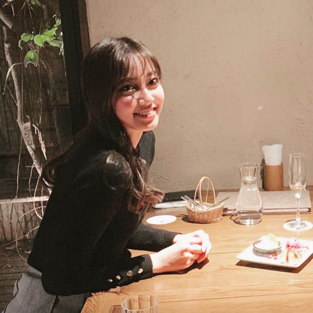 間瀬遥花さんのインスタグラム写真 - (間瀬遥花Instagram)「. . 最近食べたおいしいもの 丸の内の古民家イタリアン🍽🇮🇹 . 劇団時代から10年来の友達のお祝い🥂 お酒飲みながらコース料理とか大人になったな〜前菜撮り忘れたけど . . . #シオン #syon #イタリアン #隠れ家 #隠れ家レストラン #隠れ家イタリアン #古民家レストラン #古民家イタリアン #ダイニングバー #丸の内 #丸の内グルメ #名古屋 #名古屋イタリアン #名古屋ディナー #ディナー #ディナーコース #お祝い  #最近食べたおいしいもの」3月9日 1時57分 - maseharu_929