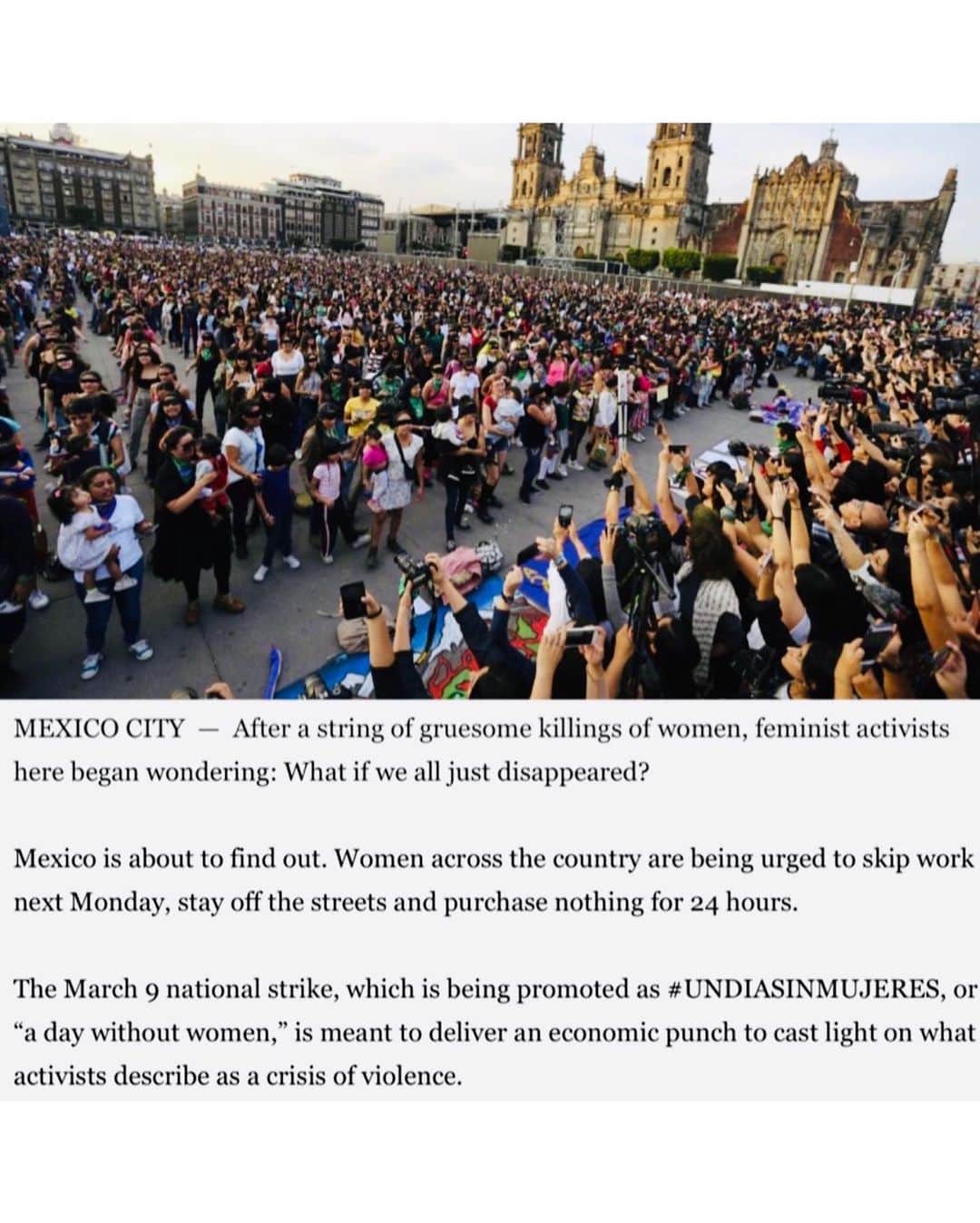 サルマ・ハエックさんのインスタグラム写真 - (サルマ・ハエックInstagram)「I’m so proud of my Mexican sisters for speaking out against femicide.  Estoy muy orgullosa de mis hermanas Mexicanas por haber por levantar su voz en contra del feminicidio.  #Mexico #UnDiaSinMujeres #UnDiaSinNostras #InternationalWomensDay @LATimes」3月9日 2時33分 - salmahayek
