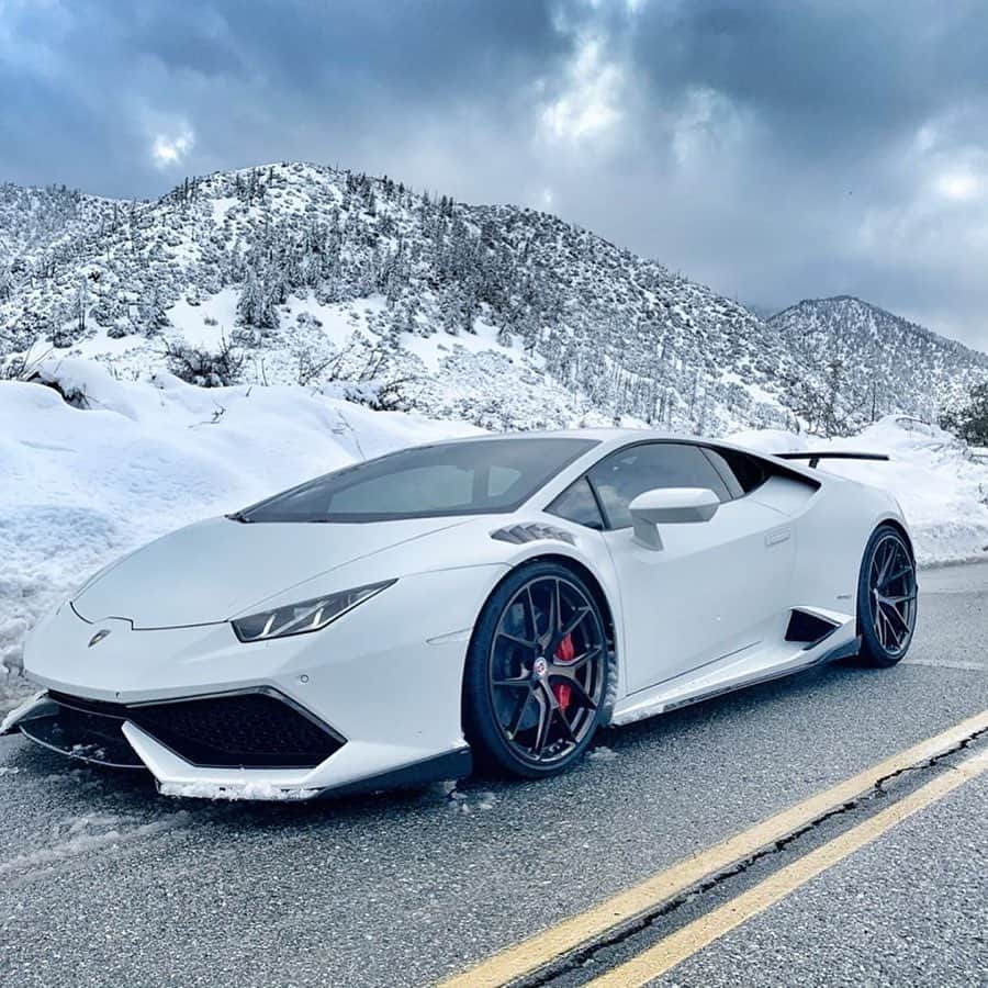 CARLiFESTYLEさんのインスタグラム写真 - (CARLiFESTYLEInstagram)「Fully Kitted Lamborghini Huracan by @rsctuning ❄️ - @rsctuning Specializing in manufacturing Aero & Carbon ™️ - Follow @rsctuning #carlifestyle #huracan」3月9日 4時55分 - carlifestyle