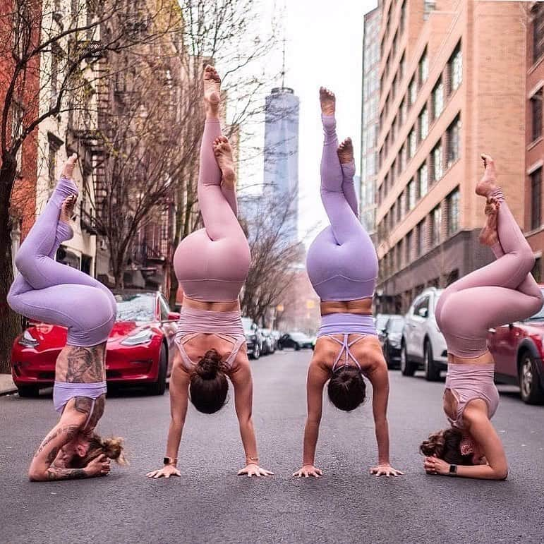 ALO Yogaのインスタグラム