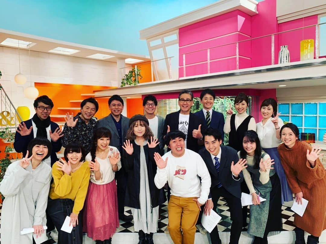 北海道放送「今日ドキッ!」さんのインスタグラム写真 - (北海道放送「今日ドキッ!」Instagram)「🎶金子智也「HBC未来ソング」 プロジェクト進行中！🎶 . #手をつなごう でお馴染み #金子智也 さんとコラボ！  楽しくみんなで歌える 元気な前向きソングになっています☺️ . 出演者＋ラジオのメンバーも一緒に 先日のレコーディングに参加！  詳しくは11日(水)の番組内で放送予定！  #今日ドキッ #今日ドキッ10周年 #レコーディング #アナウンサー #手をつなごう #手を洗おう」3月9日 9時51分 - hbc_kyodoki