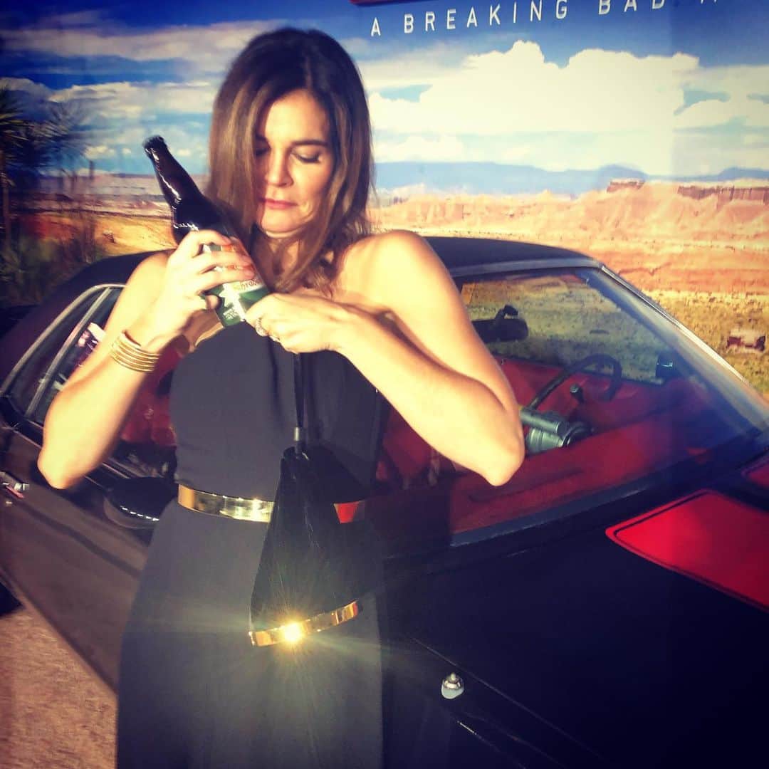 ディーン・ノリスのインスタグラム：「Marie ( @betsybrandt ) trying to steal some @schraderbrau_bb  You all can just get some at Costco Abq, San Diego and Colorado」