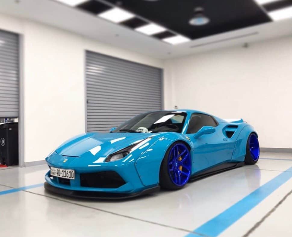 のインスタグラム：「First LB WORKS Ferrari 488 in Kuwait 🇰🇼!! Congratulations @drag965 & @lbwk965 !! Pretty cool color and love it !! Stay tune ! More pics with GTR coming!! Special thanks to @drag965 & @lbwk965 & @sheik_customs & @ksawheels & @mr.barrak !!」