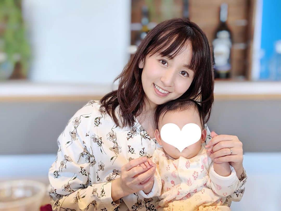 のインスタグラム：「離乳食16日目🥣 10倍粥、ほうれん草、にんじん、トマト、かぼちゃをクリア💮  いまのところ順調😊 ただトマトは酸っぱいのか加熱しても、お粥と混ぜても苦手みたい😂 糖度の高いトマト買おうかな…🍅 先輩ママさんたち、どうしてますか？  明日はタンパク質を取り入れて、お豆腐に挑戦します😋 どんな反応するだろう👶🏻 #離乳食初期 #離乳食 #ゴックン期 #赤ちゃん #赤ちゃんのいる生活 #赤ちゃんのいる暮らし #女の子ベビー #女の子ママ #子育て #育児」