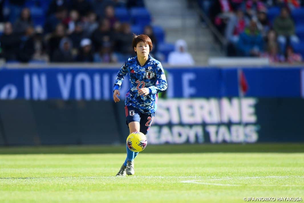 日本サッカー協会さんのインスタグラム写真 - (日本サッカー協会Instagram)「📸Match photos①｜なでしこジャパン、終盤の失点でイングランドに0-1で敗れる ・ 3月8日は#国際女性デー、そして#JFA女子サッカーデー ということで、キラキラと輝く女性の活躍を称えると同時に、なでしこジャパンが女子アスリートや広く女性の活躍を象徴できる存在になれるようにと願いを込めて、選手たちはJFA女子サッカーデーのモチーフカラーである黄色いアームバンドを右腕に巻いてピッチに立ちました。 ・ 2020 #SheBelievesCup 🇯🇵#なでしこジャパン 0-1 イングランド🏴󠁧󠁢󠁥󠁮󠁧󠁿 📅日本時間3/9(月)3:23KO 📍Red Bull Arena 📺NHK BS1で9時～放送 ・ >>NEXT MATCH 📅3/12（木） 9:08KO vsアメリカ 📍Toyota Stadium/USA ・ #nadeshiko #daihyo #jfa」3月9日 21時26分 - japanfootballassociation