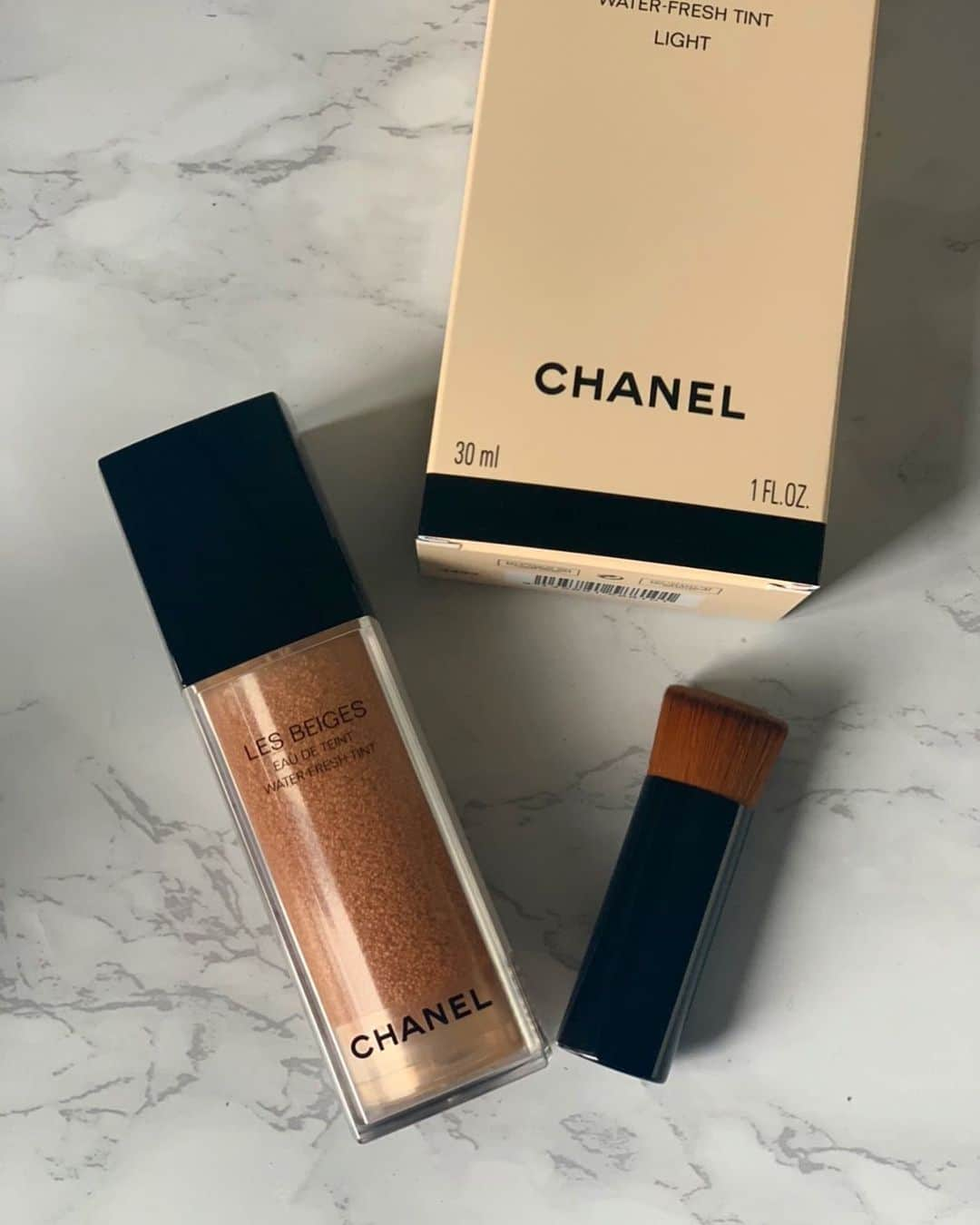 赤坂星南さんのインスタグラム写真 - (赤坂星南Instagram)「@chanel.beauty  こちらなんと75%も水分を含んでいるファンデーションでございます。みずみずしいお肌万歳。🙌 3月の購入品紹介ブログにも書いたのでぜひ合わせて読んでみてください✌︎ (プロフィールのTwitterからとべます) #CHANEL#レベージュオードゥタン#コスメ#ファンデーション#ベースメイク」3月9日 22時13分 - sena_akasaka