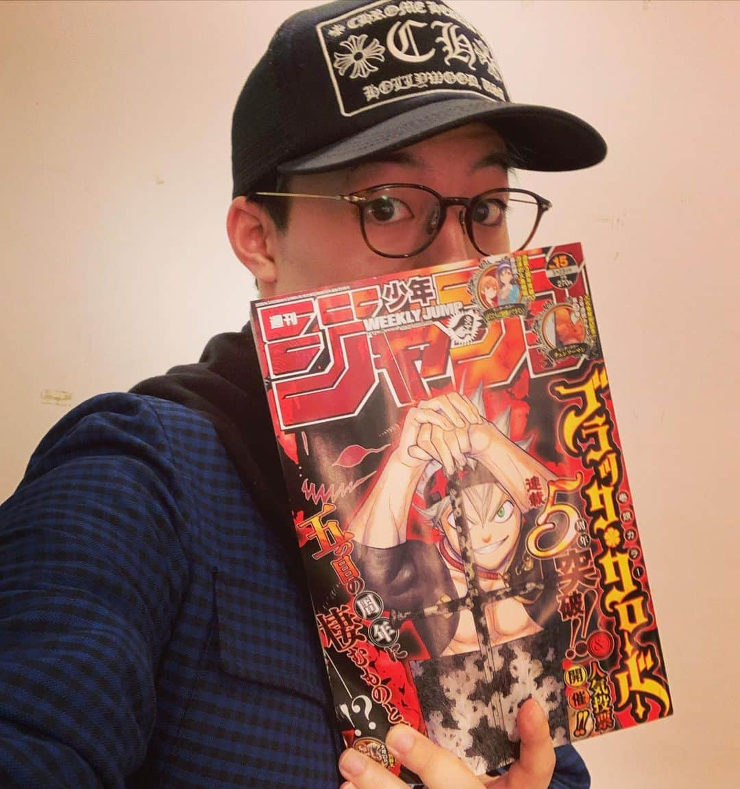 世界さんのインスタグラム写真 - (世界Instagram)「I love Japanese “MANGA“ I really love this culture #週刊少年ジャンプ #ジャンプ少年 #exile #fantastics #otaquest #ftheb #sekai」3月9日 22時10分 - exile_sekai_official