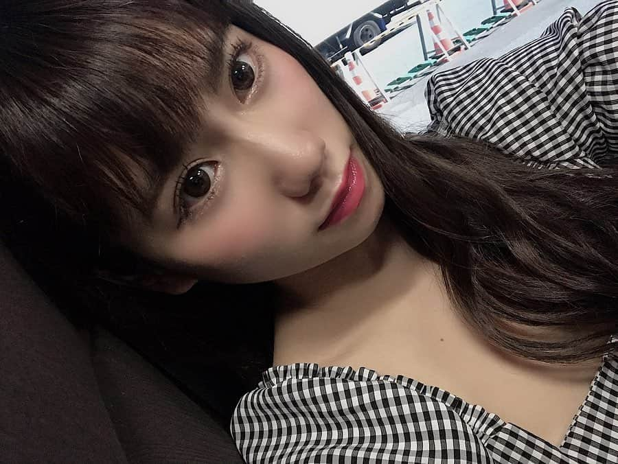 石田優美さんのインスタグラム写真 - (石田優美Instagram)「﻿ ﻿ ﻿ ﻿ 😐🙂﻿ ﻿ ﻿ ﻿」3月9日 15時29分 - yu_mi_1012