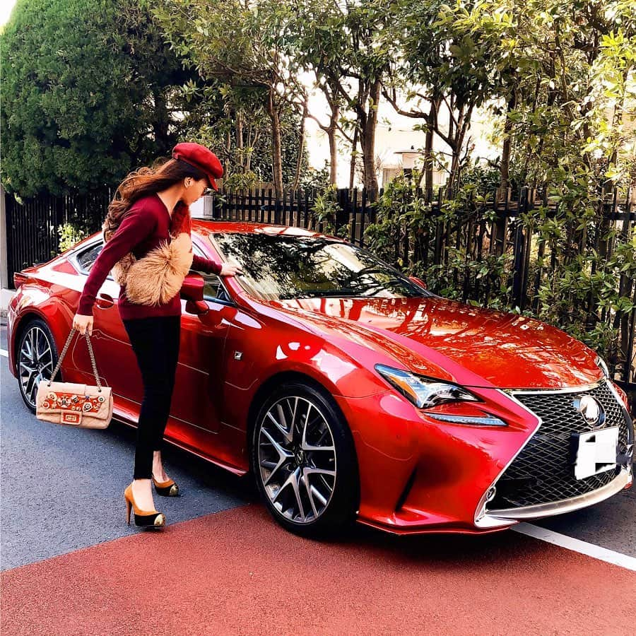 麻美さんのインスタグラム写真 - (麻美Instagram)「今日でこの子とお別れ🚗🚗🚗 ． 今月は何乗ろうかまだ迷い中🤔🤔🤔 ． 子供も学校休みだし🏫 電車も乗りたくないし🚃」3月9日 15時44分 - mami0s