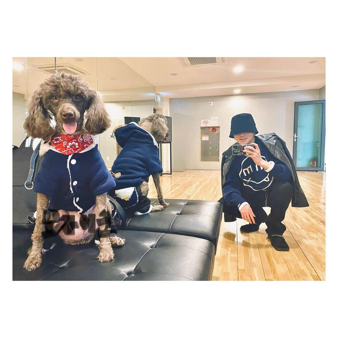 カン・スンユンさんのインスタグラム写真 - (カン・スンユンInstagram)「약간 커플룩?🐶」3月9日 16時09分 - w_n_r00