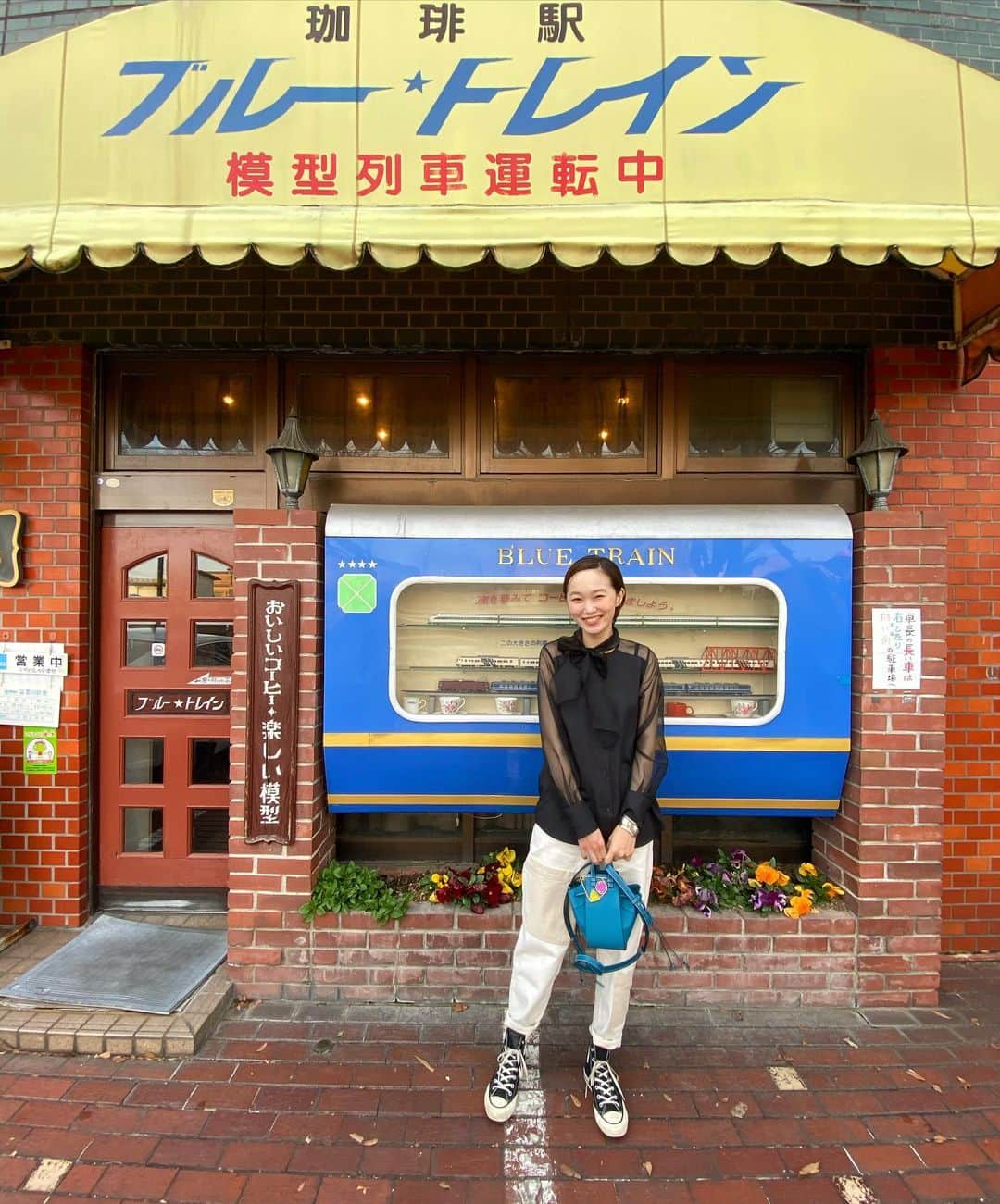 青木美緒のグルメインスタ