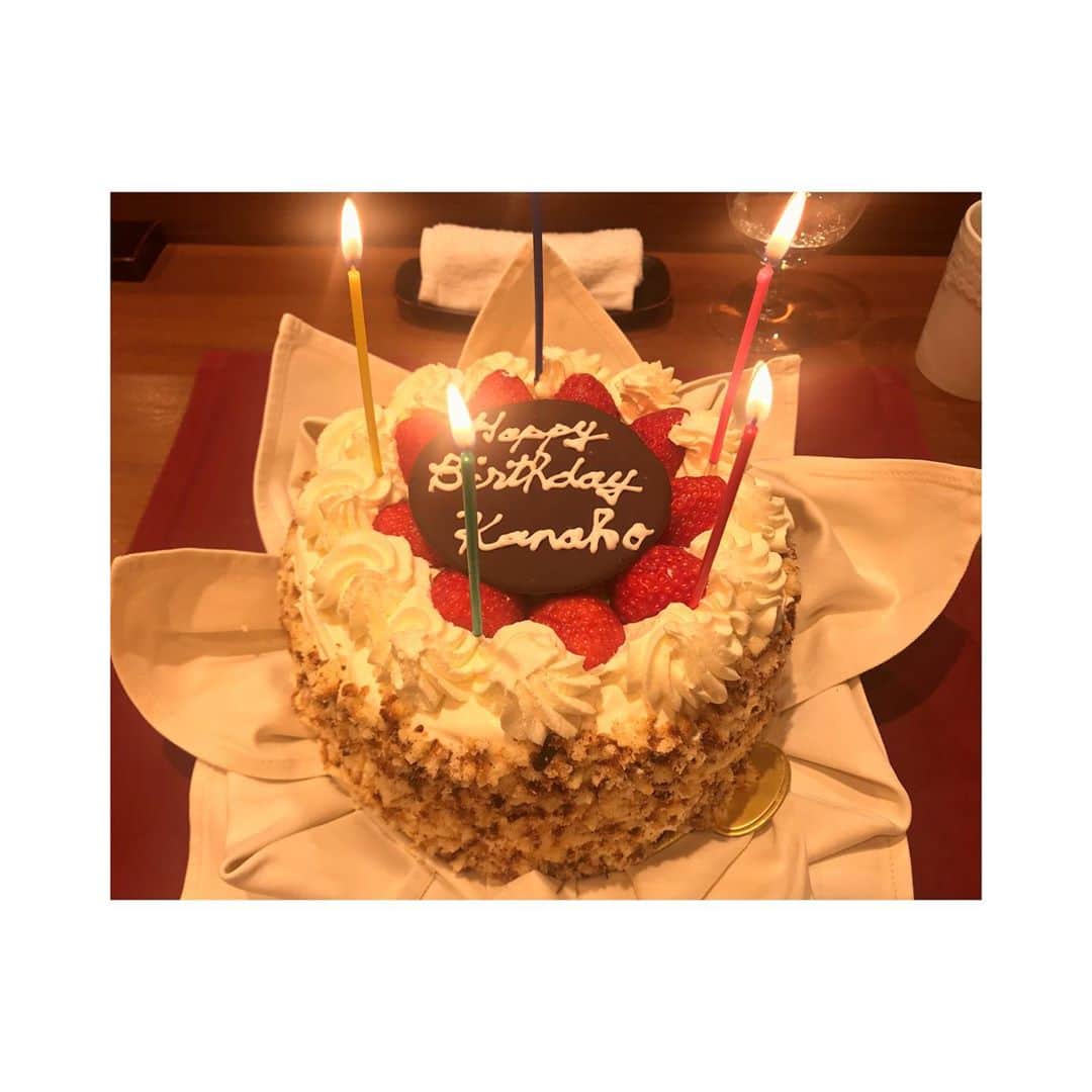 森脇加奈子のインスタグラム：「． 一足はやく家族にお祝いしてもらいました🍓 うれしい…いつもありがとう♡ ． #実はKanako」