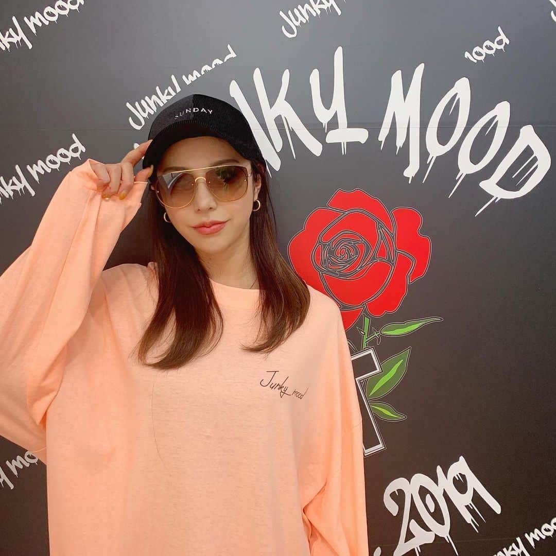 池田ゆりのインスタグラム：「﻿ @junkymood ﻿ に遊びにいってきた！﻿ いっぱいかわいいアイテムゲット💕💕﻿ ﻿ ﻿ #junkymood #newitem #ss #spring #fasion #ootd #fitness #protein #beauty #bodymake #instagood #todaystraining #gym #style #tokyo #도쿄 #피트니스 #이케다유리」
