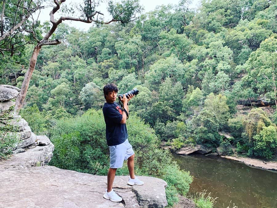 のインスタグラム：「Birdwatching. #dayoff」