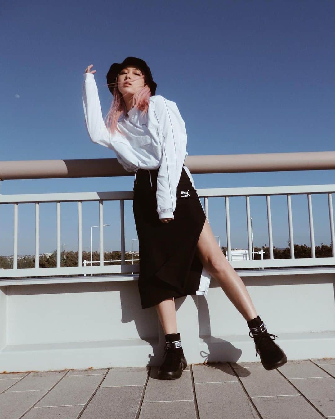 jyA-Me（ヤミー）のインスタグラム：「🔲Black &Whiteな日🔳 #ナイロントップス SLY×PUMA こういうの欲しかったの💕 @sly_official  #sly#sly_pr」