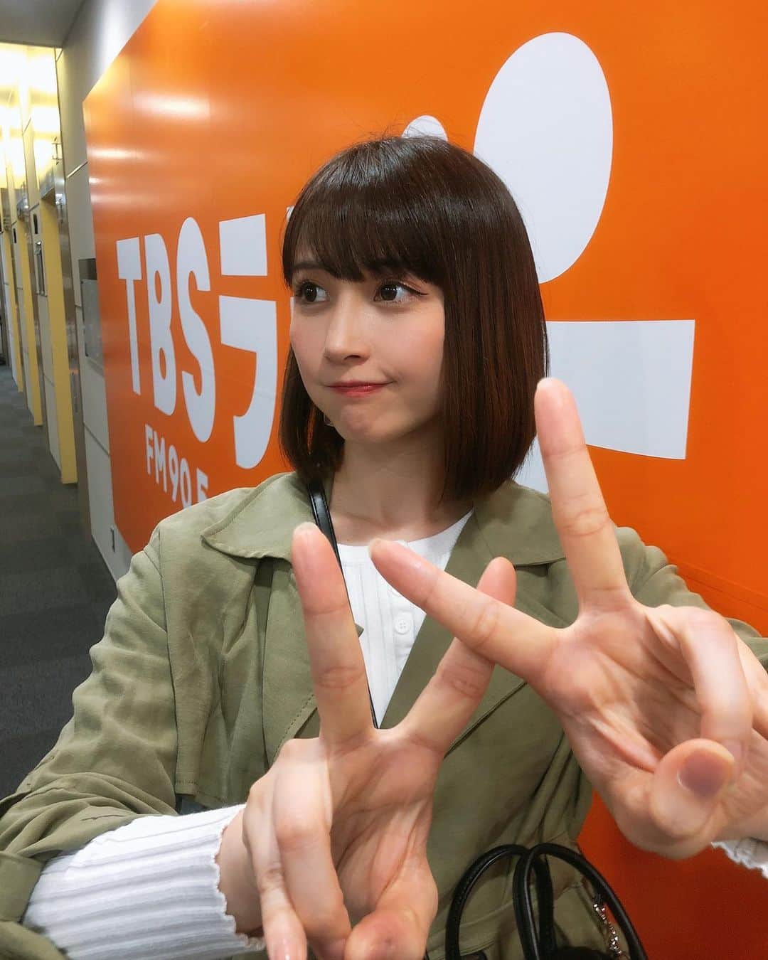 はりーさんのインスタグラム写真 - (はりーInstagram)「むいん🙆‍♀️ 久々のtbs🙏💓 何出るとかじゃないよ！ 何も出ないよ！笑 顔見せ✨🥊 #久しぶりで#楽しかった #1日1りら #白雪遠近法」3月9日 19時45分 - kirarin_harry_official