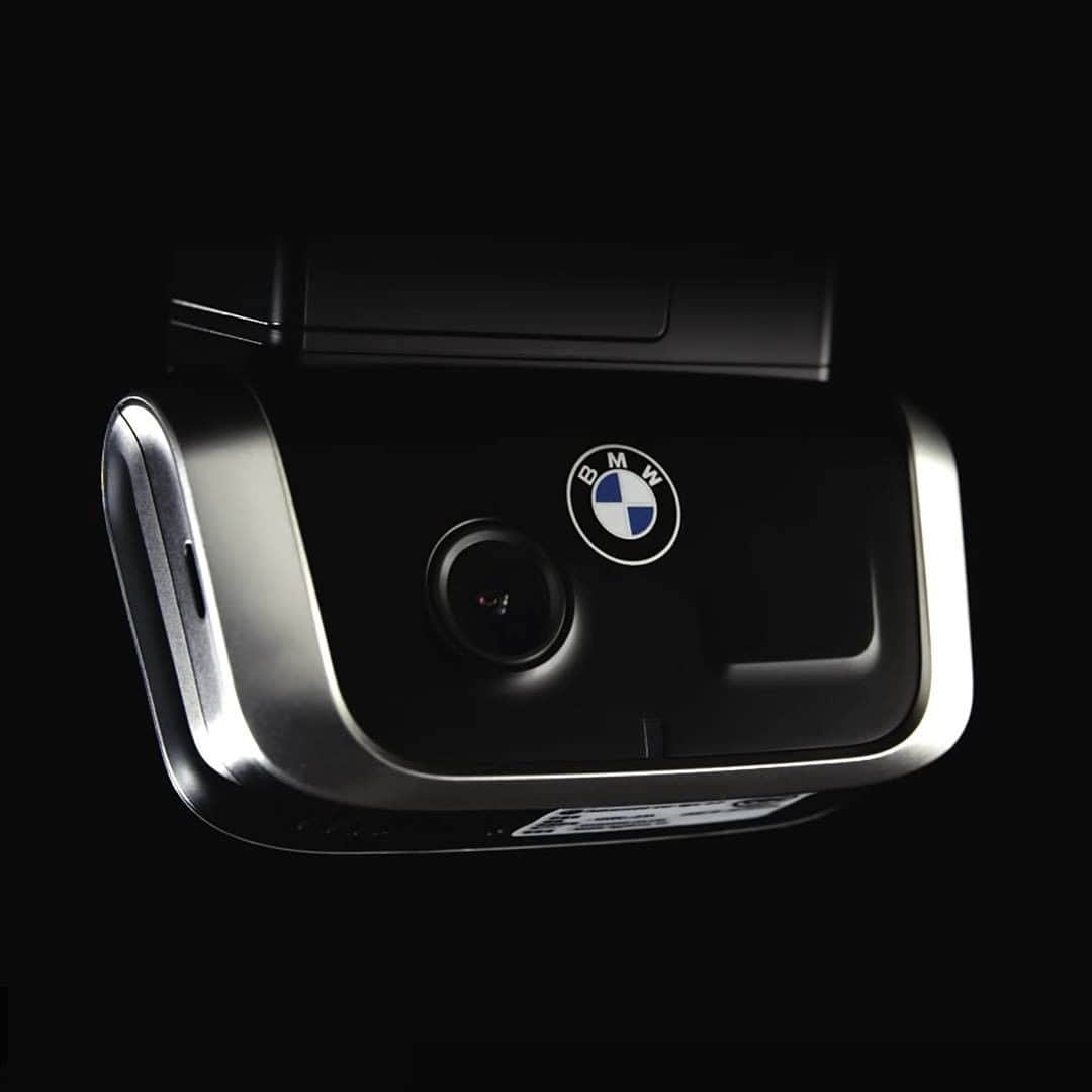 BMW Japanさんのインスタグラム写真 - (BMW JapanInstagram)「【プレオーダー受付中】 3月31日まで、プレオーダー受付中。ニューBMW 2シリーズ グラン クーペをいち早く手に入れるチャンス。 先着500名様にはBMWドライブレコーダーAdvanced Car Eye 2のプレゼント特典もご用意しています。 . 先進テクノロジーを搭載したニューBMW 2シリーズ グラン クーペ。コンパクト・クラスの常識を超える。美しいデザインに、優れた実用性が魅力。 . 詳しくは公式サイト内プレオーダーサイトまで。 . #THE2 #BMW #BMWJapan #駆けぬける歓び」3月9日 20時00分 - bmwjapan