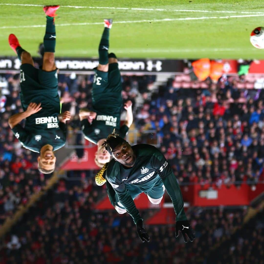 プレミアリーグさんのインスタグラム写真 - (プレミアリーグInstagram)「The Upside Down 🙃 @st_maximin」3月9日 21時09分 - premierleague