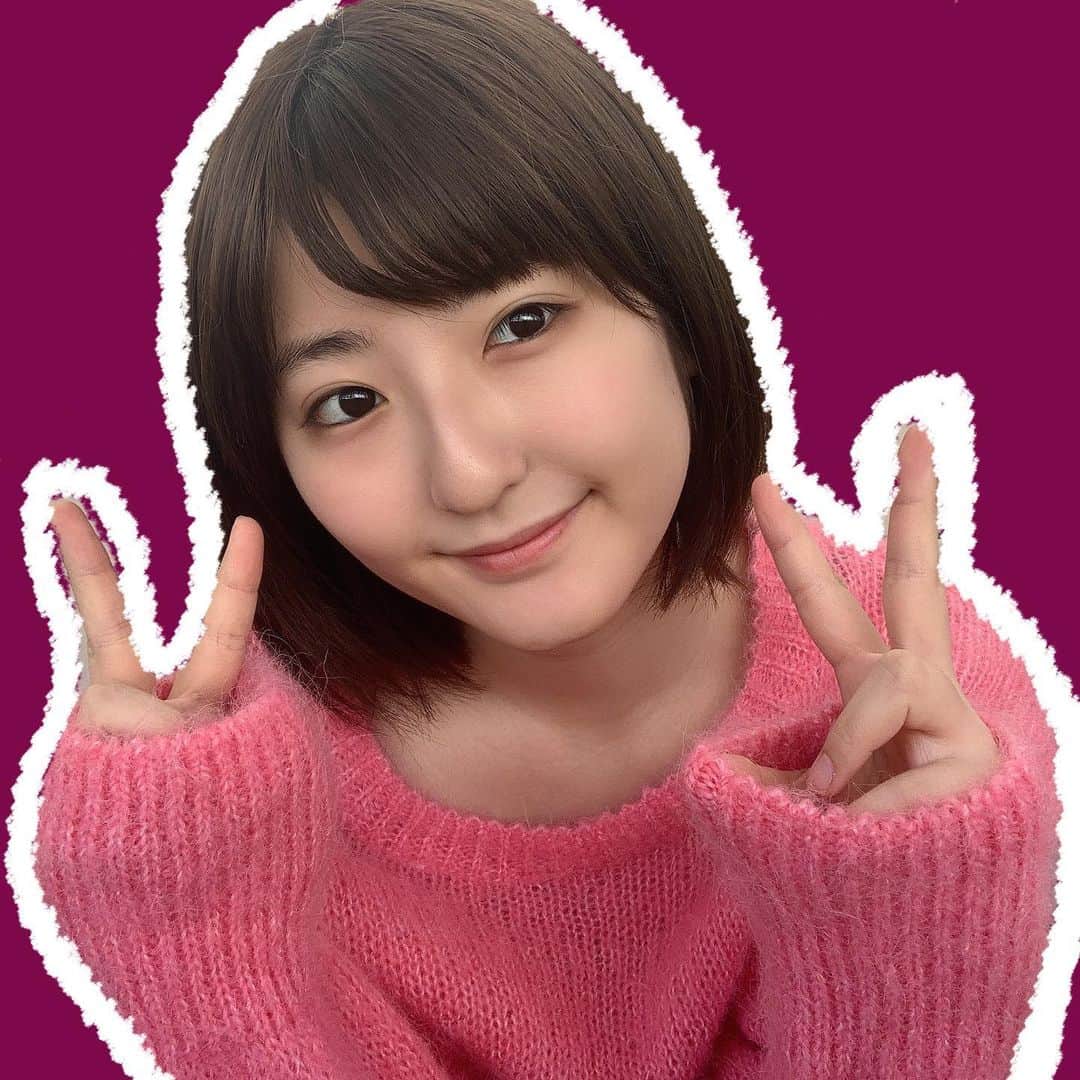 金城成美さんのインスタグラム写真 - (金城成美Instagram)「このピンクのニット、色が好きで、しかも激安で買ったんだけど、めっちゃ毛が抜けるのでいつかなくなるんじゃないかと思っている_(┐「ε:)_笑 * * #fashion #pink #knit」3月9日 23時37分 - kinjo_narumi