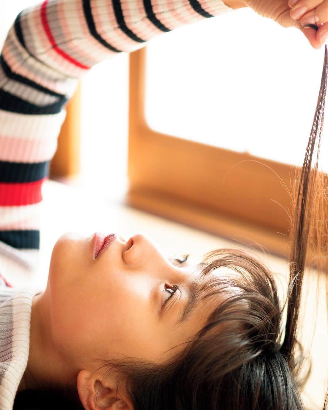 のインスタグラム：「. おやすみ😴😘💤 . . . . . . . .  #撮影データ #ビジョビ  #スクリーンに恋して #雑誌撮影 #ファインダー越しの私  #モデル撮影 #黒髪女子  #ガールズフォト #被写体  #何気ない瞬間を残したい  #東京カメラ部 #美少女図鑑  #東京センチメンタル #美人 #清楚系女子 #癒し系女子  #フェチ #真顔 #少女  #ポトレのセカイ #可愛 #モデル女子 #和風 #唯美 #女神 #横顔  #얼짱 #portraitmodel  #japanesegirl #jp_portrait」