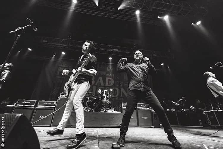 Bad Religionさんのインスタグラム写真 - (Bad ReligionInstagram)「Can’t wait to get back to it! #badreligiontour #badreligion 📷 @lucasdequesada」3月10日 1時57分 - badreligionband