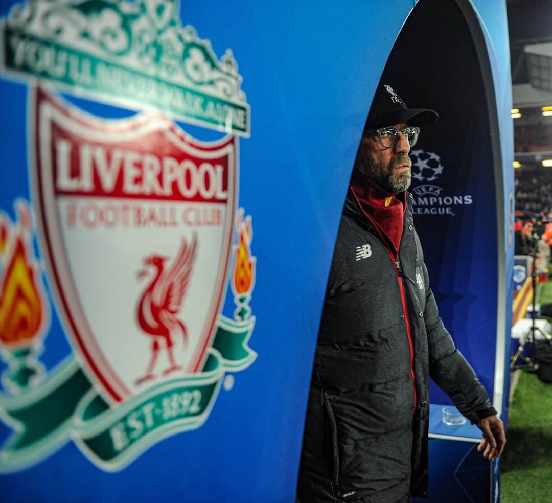 リヴァプールFCさんのインスタグラム写真 - (リヴァプールFCInstagram)「Two days to go... 👊🔴 #UCL #ChampionsLeague #Anfield」3月10日 3時33分 - liverpoolfc