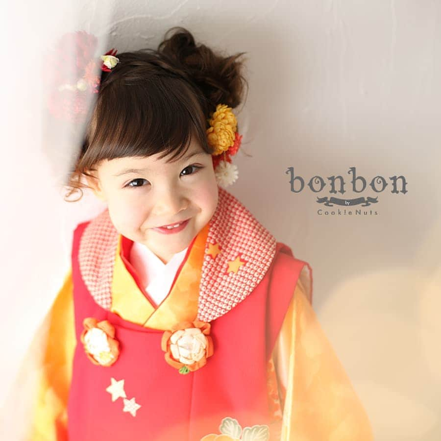 bonbon by cookienuts Photo studioさんのインスタグラム写真 - (bonbon by cookienuts Photo studioInstagram)「bonbonでは「七五三相談会」 のご予約を承っております！✨ . 🍬七五三の料金の事 🍬お着物選び 🍬商品の説明 🍬スタジオ案内 etc... . 気になることは七五三相談会で すっきり解決してしまいましょ😌 . 詳しくはbonbonのブログにてチェックしてみて下さいネ👌💨 . 詳細はこちら⇒(@bonbon_cookienuts)✨ . #bonbon #神奈川県 #川崎 #川崎市 #新川崎駅 #753 #写真スタジオ #写真館 #写真好きな人と繋がりたい #着物 #写真館 #753撮影 #七五三撮影 #七五三前撮り #753前撮り #貸切 #貸切スタジオ」3月10日 17時29分 - cookienuts_kashimadaten