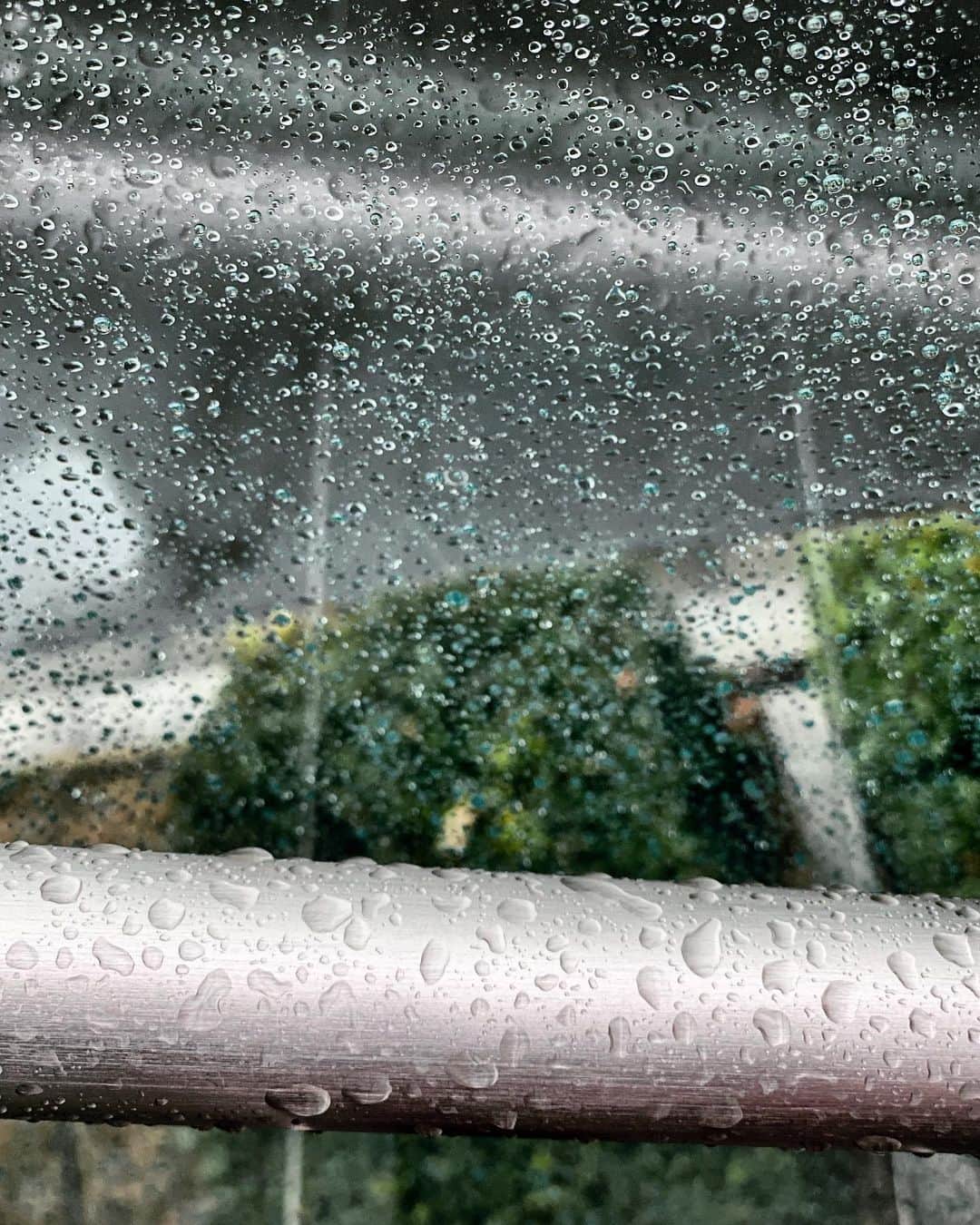 宍戸開さんのインスタグラム写真 - (宍戸開Instagram)「#rain #rainyday #drizzling #intherain #raineystreet #raindrops #rainphotography #raincinematic #raincinematography」3月10日 16時55分 - kaishishido