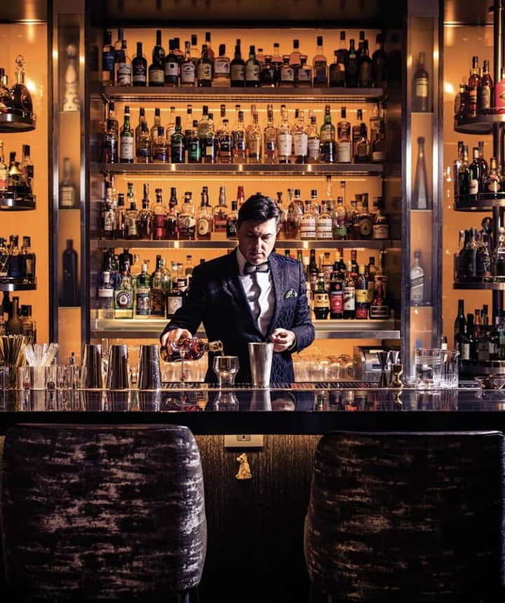 Palms Casino Resortのインスタグラム：「“ @mrcocolv is a collection of 30 years of my experiences” - Francesco Lafranconi Photo by: @kellypuleio」