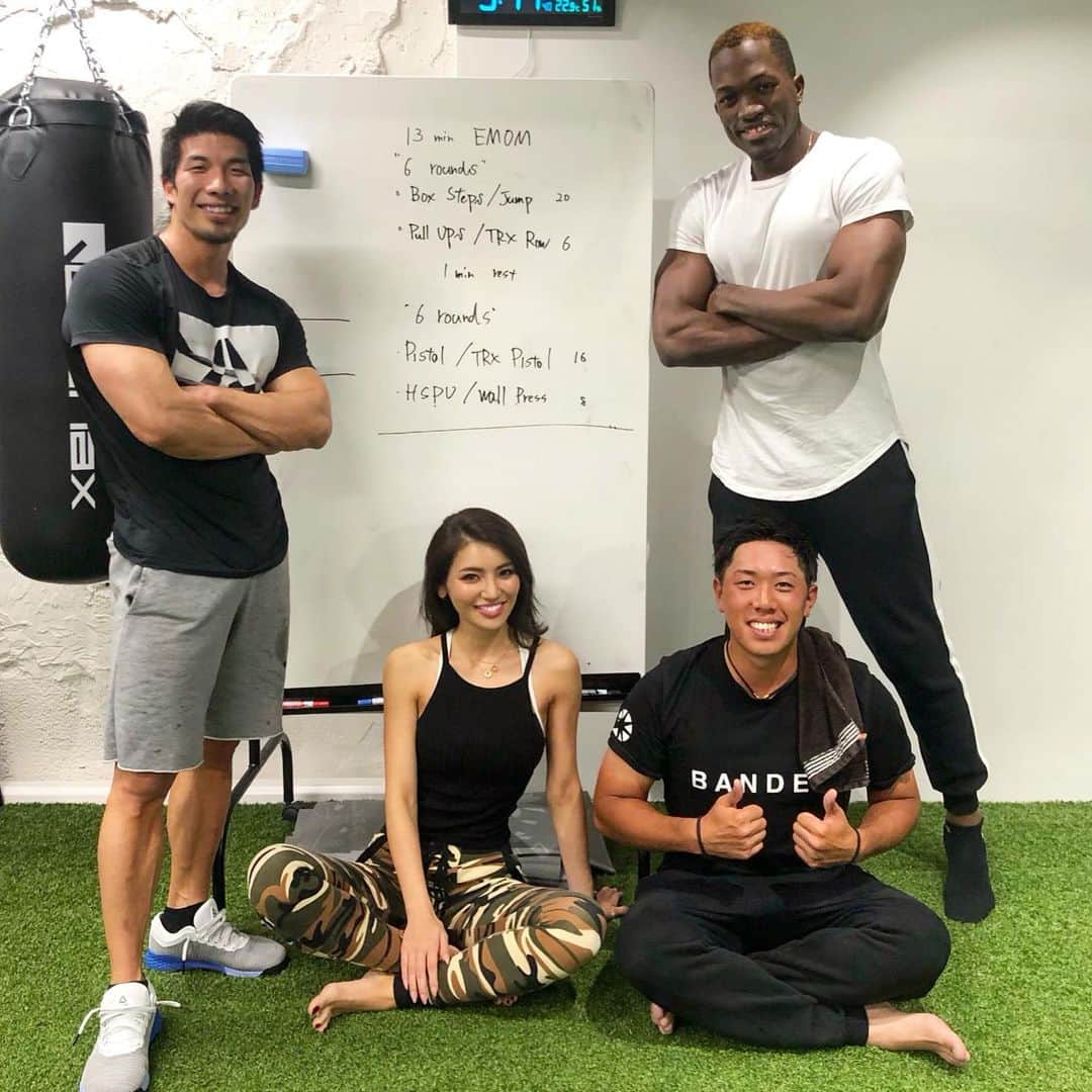 のインスタグラム：「滝汗🤣💦 . . . @funx.fitness アットホームだし秘密基地みたいで ほんと好き🥰 . . #workout#crossfit#fitness#fitnessmotivation#fitnessgirl#golf#golfstagram#EMOM#トレーニング#ジム#パーソナル#フィットネス#ファンクショナルトレーニング#クロスフィット#グループトレーニング#サーキットトレーニング#筋トレ#健康#産後ダイエット#産後トレーニング#産後ダイエット部#ママ#男の子ママ#ゴルフ#ゴルファー」