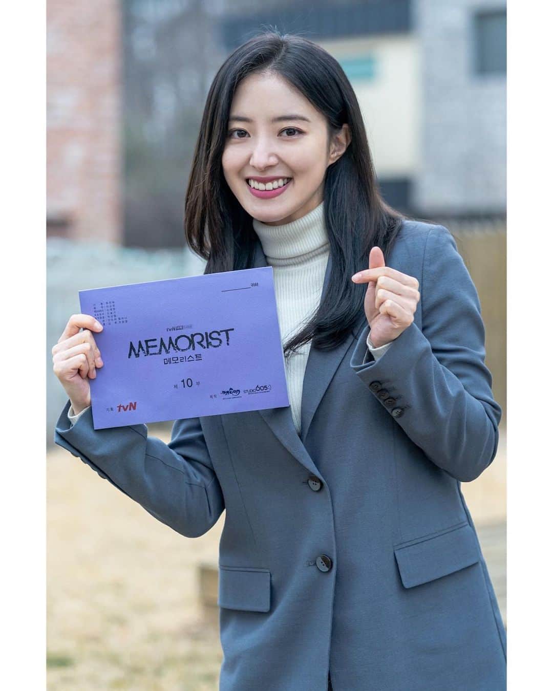 イ・セヨンさんのインスタグラム写真 - (イ・セヨンInstagram)「D-1 떨려요 🤭 #메모리스트  3월 11일 밤 10시 50분 tvN!!」3月10日 12時19分 - seyoung_10