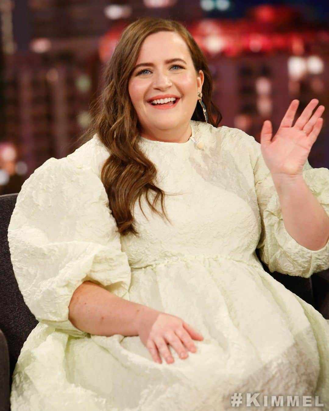 エイディー・ブライアントのインスタグラム：「thanks for having me @jimmykimmellive to talk about @shrillhulu and the time I was at @nedluddpdx and a woman told me she was wearing a remote control vibrator. 🌱」