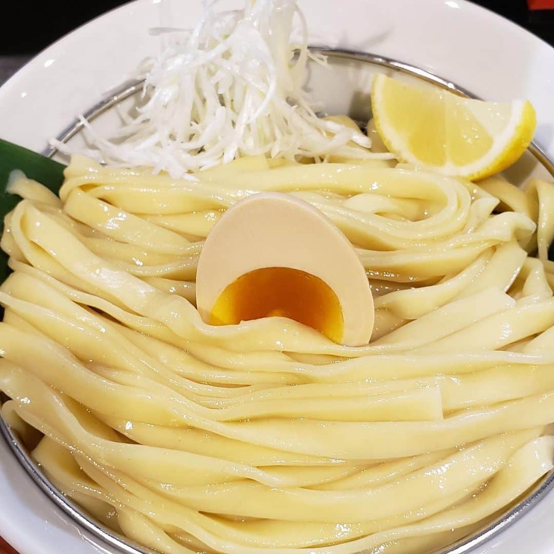宮田麺児のインスタグラム：「小中学生つけ麺無料「麺児食堂」  宮田麺児にお子さんつれておいでー！！！ 小中学生つけ麺「無料」やでー！！ 1人でお留守番してるお友達も連れてきてあげてー！ つけ麺すすって社会貢献！！！ ※保護者同伴　必須 ※保護者1人につきお子さん何人でも ※保護者はつけ麺代別途 ※3月15日まで  #無料#つけ麺#コロナに負けるな#ラーメン#食堂#宮田麺児」